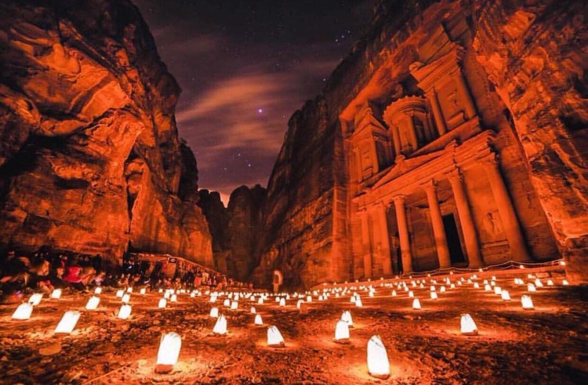 Petra Pillars Hostel Wadi Musa Exterior photo